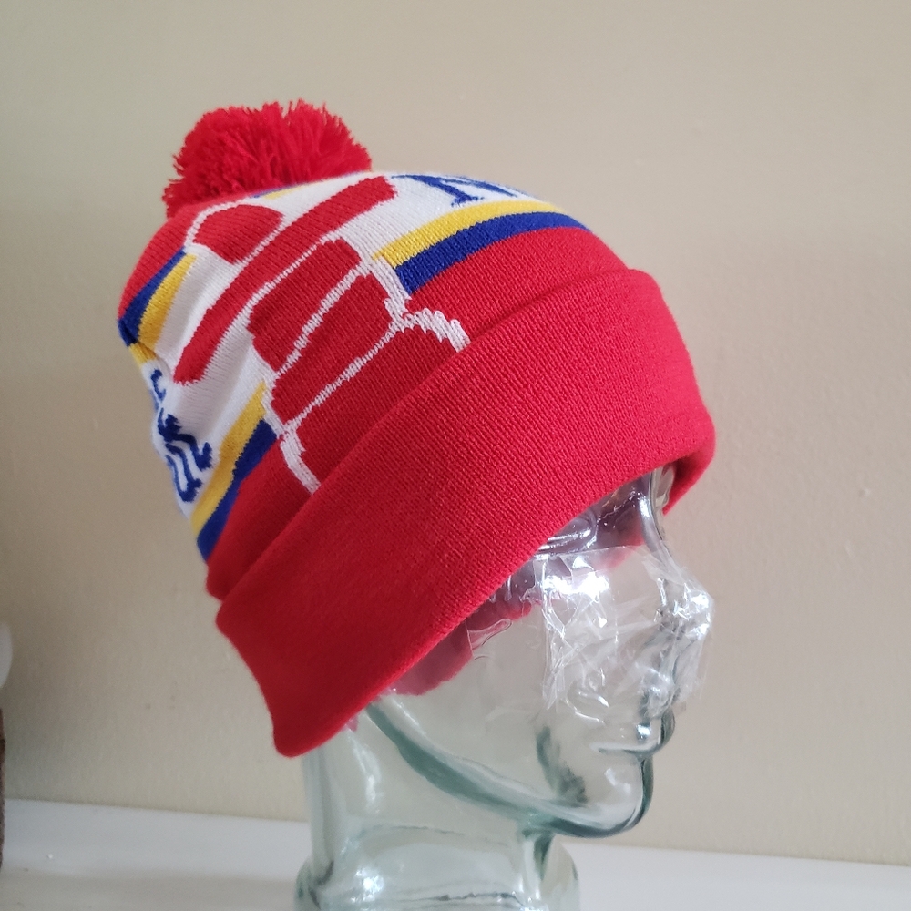 AJM INTERNATIONAL NWOT NUNAVUT Toque With Pompom O/S